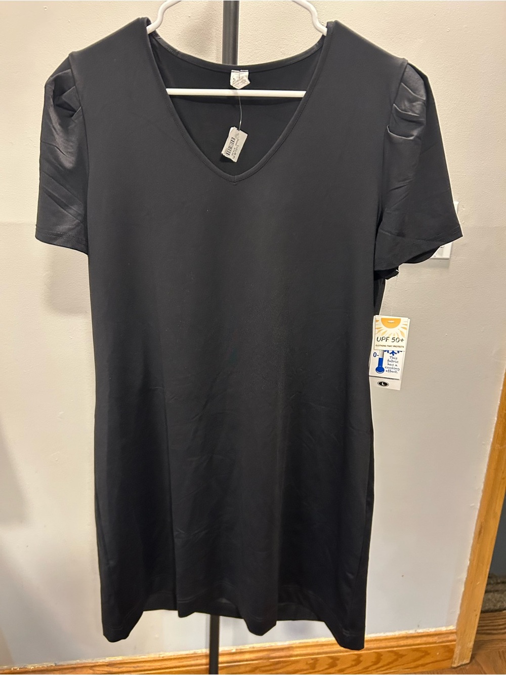 Lulu-B NWT Black UPF 50+ Cooling Puff Sleeve Dress L